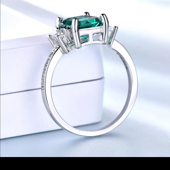 Emerald ring - Picture 4 of 5